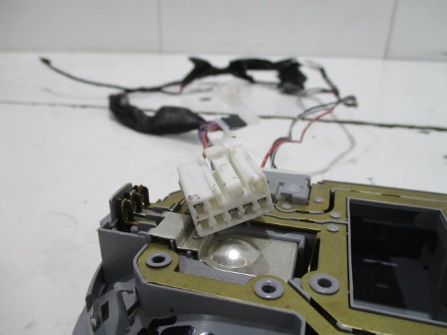 bontott MITSUBISHI COLT Beltér Világítás Első