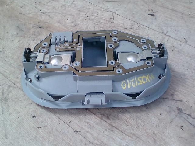 bontott MITSUBISHI COLT Beltér Világítás Első