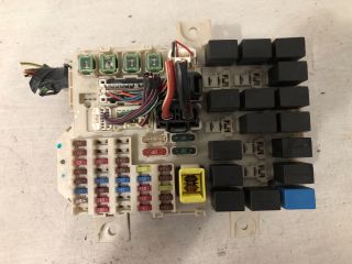 bontott MITSUBISHI COLT Biztosítéktábla Doboz