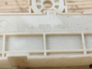 bontott MITSUBISHI COLT Biztosítéktábla Utastér