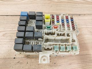 bontott MITSUBISHI COLT Biztosítéktábla Utastér