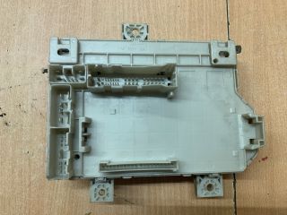 bontott MITSUBISHI COLT Biztosítéktábla Utastér