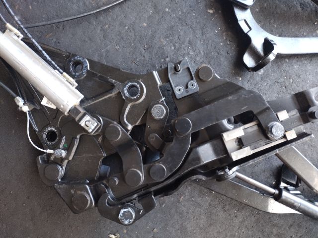 bontott MITSUBISHI COLT Cabrio Tetőmozgató Hidraulika Szivattyú