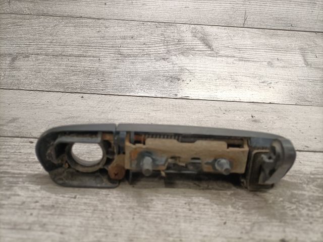 bontott MITSUBISHI COLT Csomagtérajtó Kilincs