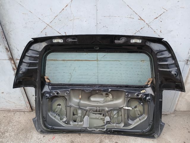 bontott MITSUBISHI COLT Csomagtérajtó (Részeivel)