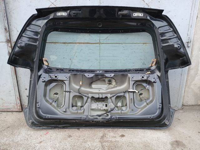 bontott MITSUBISHI COLT Csomagtérajtó (Részeivel)