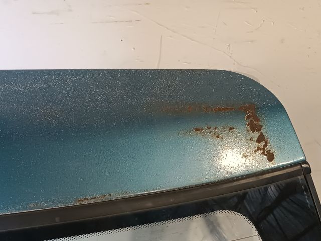 bontott MITSUBISHI COLT Csomagtérajtó (Részeivel)