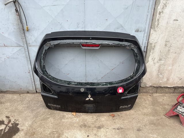 bontott MITSUBISHI COLT Csomagtérajtó (Üres lemez)