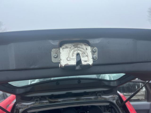 bontott MITSUBISHI COLT Csomagtérajtó (Üres lemez)