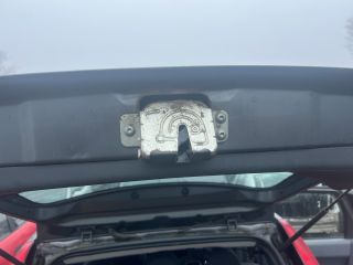 bontott MITSUBISHI COLT Csomagtérajtó (Üres lemez)