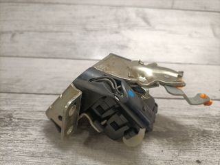 bontott MITSUBISHI COLT Csomagtérajtó Zárszerkezet