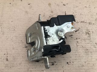 bontott MITSUBISHI COLT Csomagtérajtó Zárszerkezet