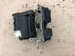 bontott MITSUBISHI COLT Csomagtérajtó Zárszerkezet