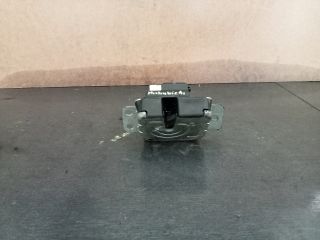 bontott MITSUBISHI COLT Csomagtérajtó Zárszerkezet