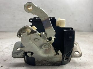 bontott MITSUBISHI COLT Csomagtérajtó Zárszerkezet