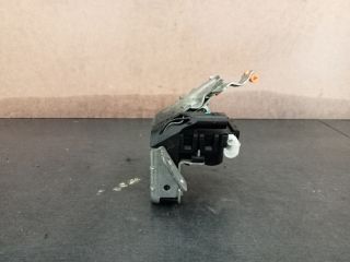 bontott MITSUBISHI COLT Csomagtérajtó Zárszerkezet