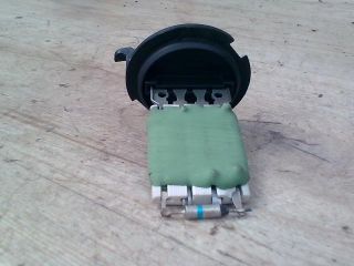 bontott MITSUBISHI COLT Előtét Ellenállás Fűtőmotor