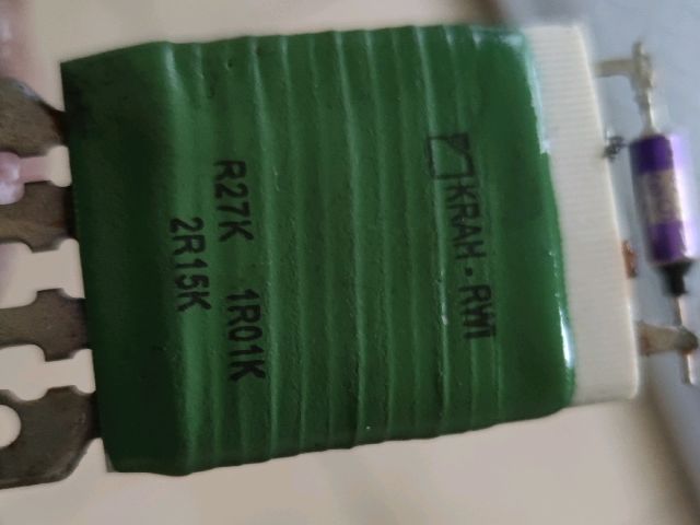 bontott MITSUBISHI COLT Előtét Ellenállás Fűtőmotor