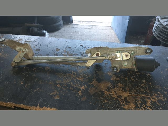 bontott MITSUBISHI COLT Első Ablaktörlő Szerkezet Motorral