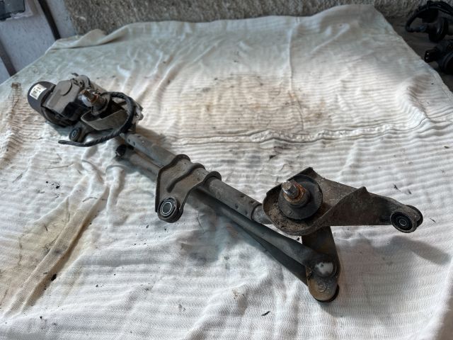 bontott MITSUBISHI COLT Első Ablaktörlő Szerkezet Motorral