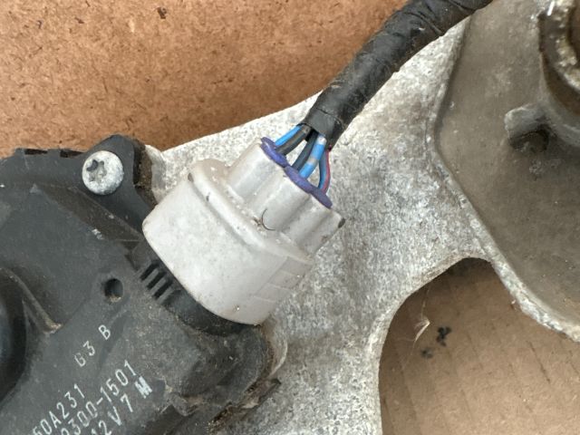 bontott MITSUBISHI COLT Első Ablaktörlő Szerkezet Motorral