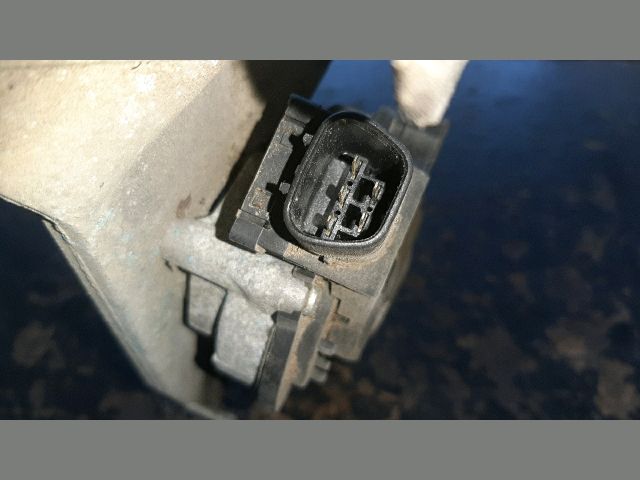 bontott MITSUBISHI COLT Első Ablaktörlő Szerkezet Motorral