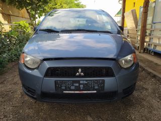 bontott MITSUBISHI COLT Első Lökhárító Merevítő (Fém)