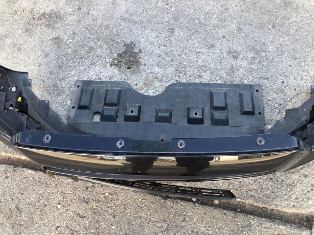 bontott MITSUBISHI COLT Első Lökhárító (Részeivel)