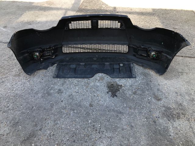 bontott MITSUBISHI COLT Első Lökhárító (Részeivel)