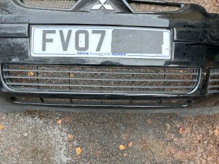 bontott MITSUBISHI COLT Első Lökhárító (Részeivel)