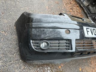 bontott MITSUBISHI COLT Első Lökhárító (Részeivel)