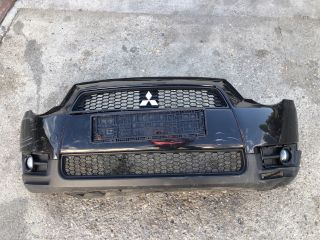 bontott MITSUBISHI COLT Első Lökhárító (Részeivel)