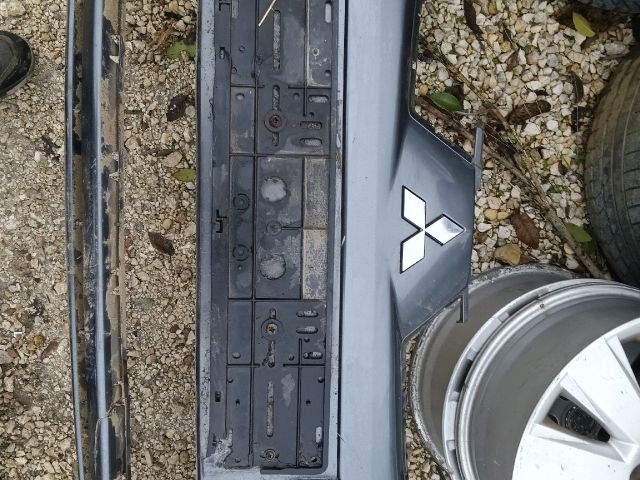 bontott MITSUBISHI COLT Első Lökhárító (Részeivel)