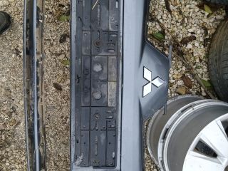 bontott MITSUBISHI COLT Első Lökhárító (Részeivel)