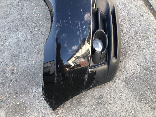 bontott MITSUBISHI COLT Első Lökhárító (Részeivel)