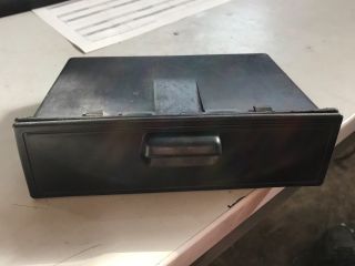 bontott MITSUBISHI COLT Első Tároló Rekesz