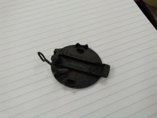 bontott MITSUBISHI COLT Első Vonószem Burkolat