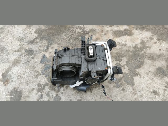 bontott MITSUBISHI COLT Fűtés Box