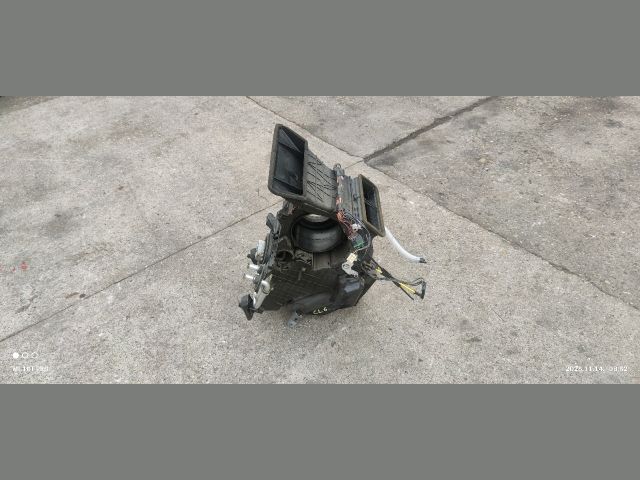 bontott MITSUBISHI COLT Fűtés Box