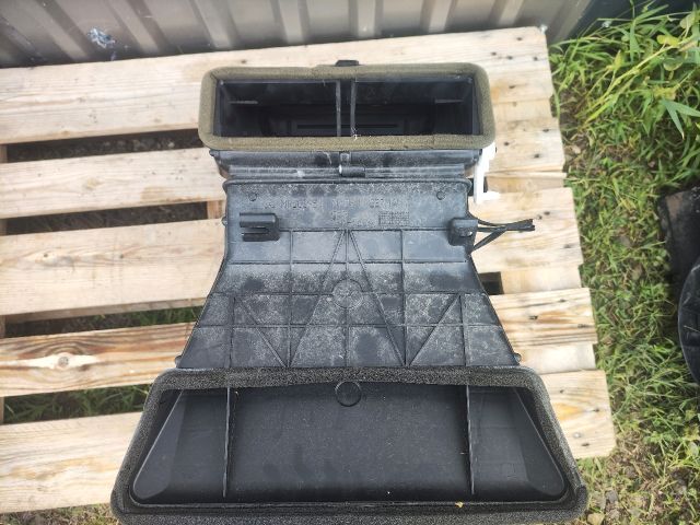 bontott MITSUBISHI COLT Fűtés Box