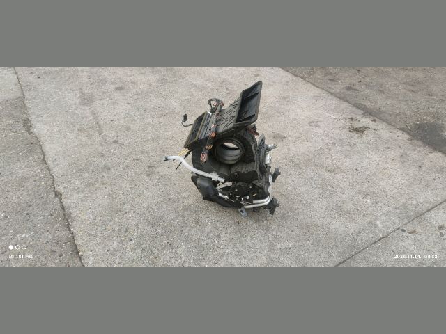 bontott MITSUBISHI COLT Fűtés Box