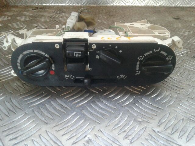 bontott MITSUBISHI COLT Fűtéskapcsoló