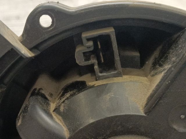 bontott MITSUBISHI COLT Fűtőmotor (Nem klímás)