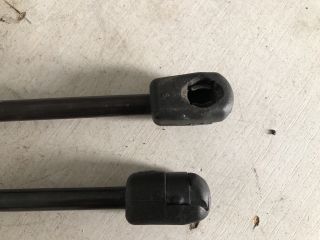 bontott MITSUBISHI COLT Gázrugós Kitámasztó Teleszkóp Pár Csomagtérajtó