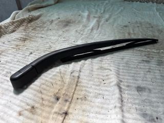 bontott MITSUBISHI COLT Hátsó Ablaktörlő Kar