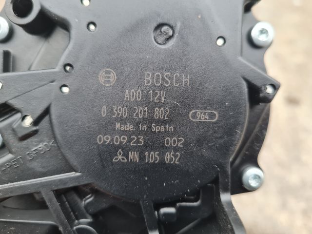 bontott MITSUBISHI COLT Hátsó Ablaktörlő Motor