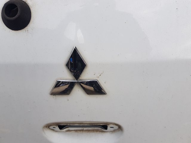 bontott MITSUBISHI COLT Hátsó Embléma