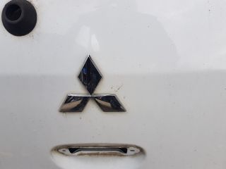 bontott MITSUBISHI COLT Hátsó Embléma