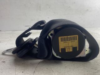 bontott MITSUBISHI COLT Hátsó középső Biztonsági Öv