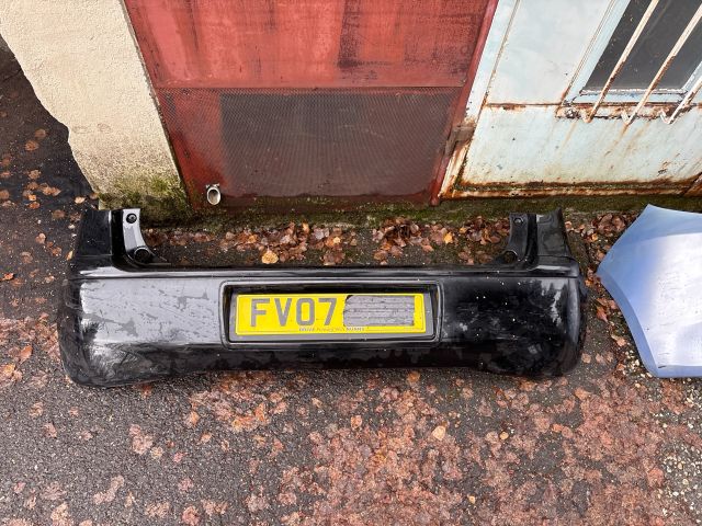 bontott MITSUBISHI COLT Hátsó Lökhárító (Részeivel)